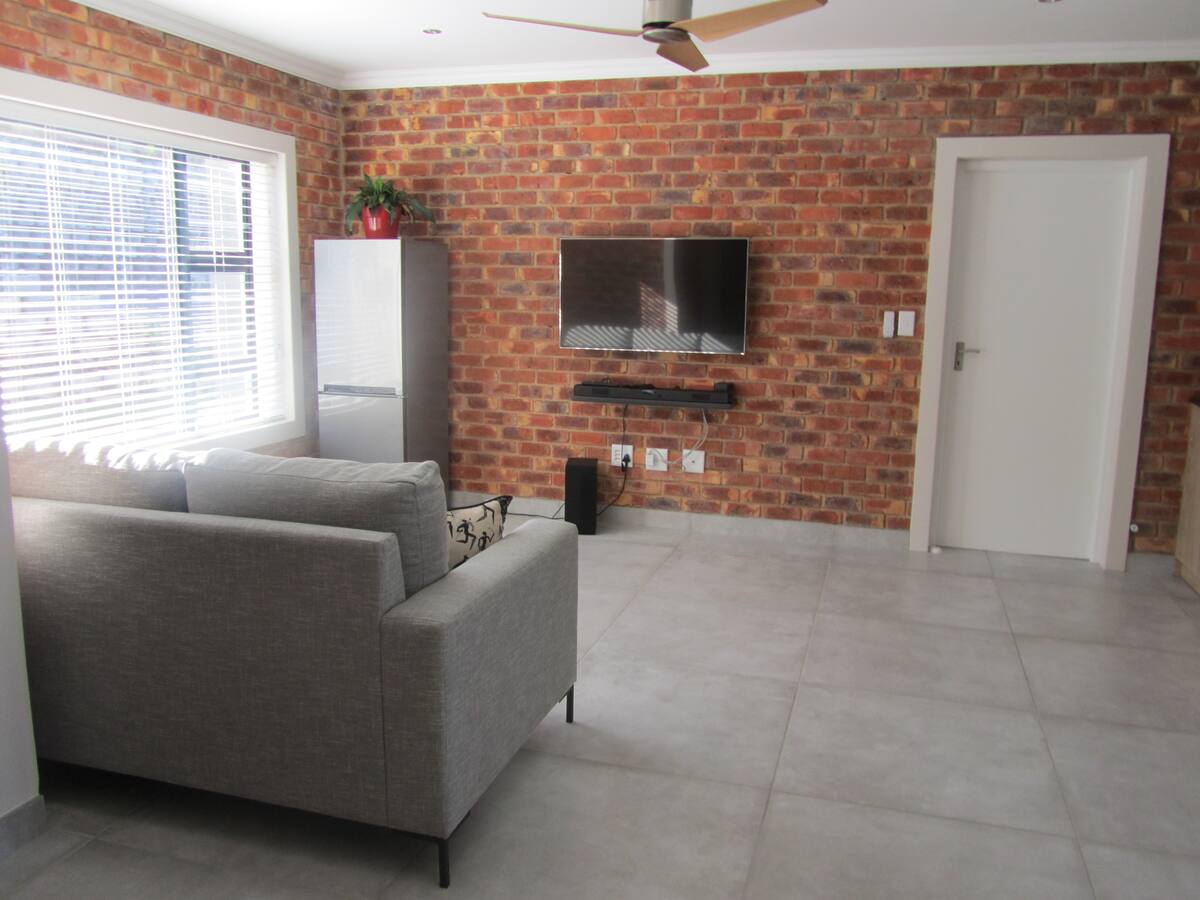 Seaviews 247 — photo 1